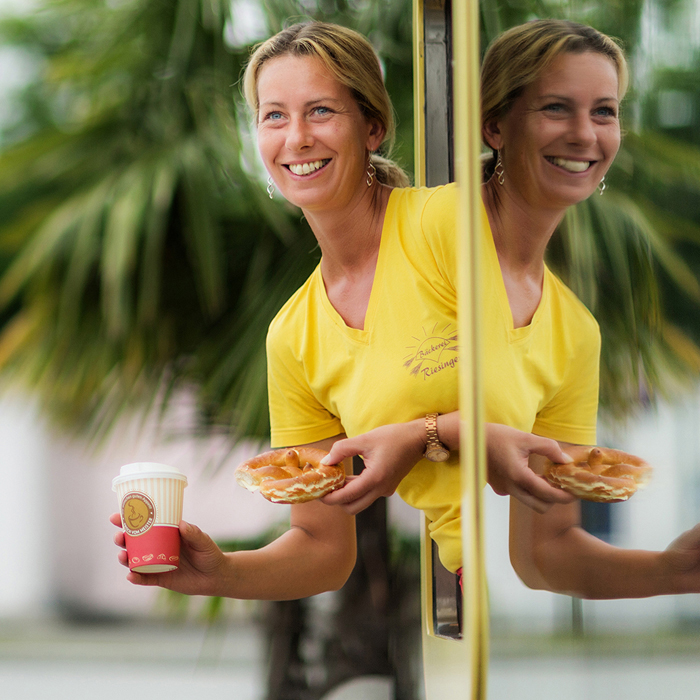 gründlich, Erscheinungsbild, Frisur, Haarfärbung, Kosmetika, Kleidung, ausgehtauglich, Einsatzmöglichkeit, Video, Filmproduktion, Kombination, 3D-Modell, Printwerbung, Siegeszug, stark, Verkaufsmedium, Haushalt, Briefkasten, positiv, Emotion, Publikation, DBP, aktualisieren, Katalog, Preisliste, Dokumentation, Direct-Marketing, Direct Mail, Garant, Werbemittel, Einzelansprache, gezielt, schnell, effektiv, Inhouse, Digitalisierung, top, ausgebildet, hoch, motiviert, Team, Vollgas, Spezialisiert, Fachleute, Gespür, Trend, verkaufswirksam, Werbekonzept, Print-Kampagne, Mailing, Programmierer, hocheffizient, interaktiv, Fotograph, Blick, Wesentlich, Business, Werbestrategie, sinnvoll, konzipieren, zielgruppenorientiert, verkaufsstark, medienübergreifend, Mediengestaltung, Druckvorstufe, Prepress, professionell, Drucken, Arbeiten, Druck, erforderlich, Ziel, Erstellung, Druckform, Druckvorlage, Teilprozess, industriell, Druckwesen, Bezeichnung, Reproduktionstechnik, Zusammenfassung, Prozess, Scanarbeit